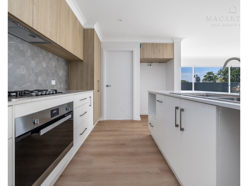 6 Flintwood Street, Forest Hill NSW 2651