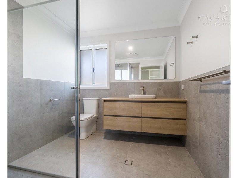 6 Flintwood Street, Forest Hill NSW 2651