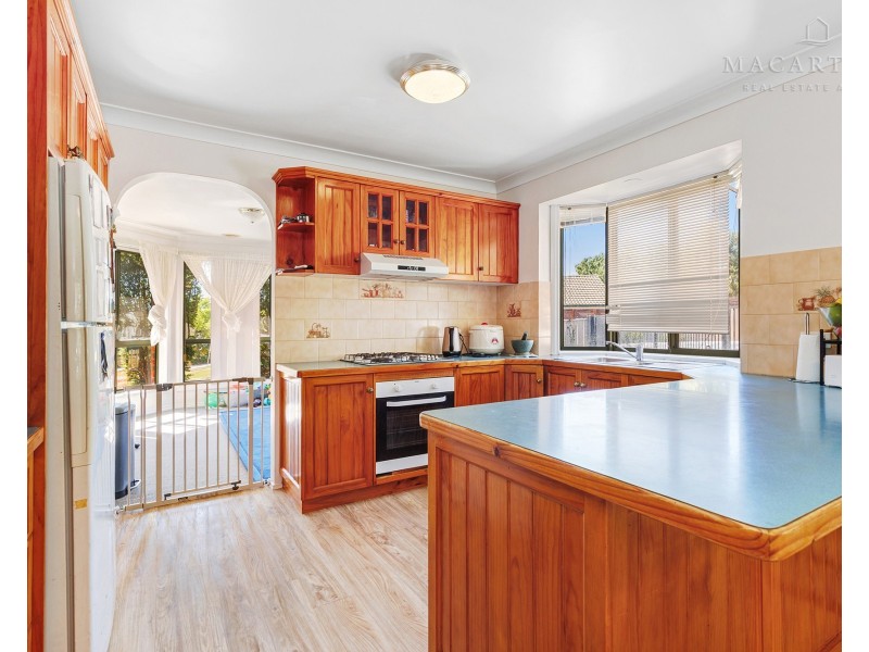 5 Chisholm Place, Lloyd NSW 2650