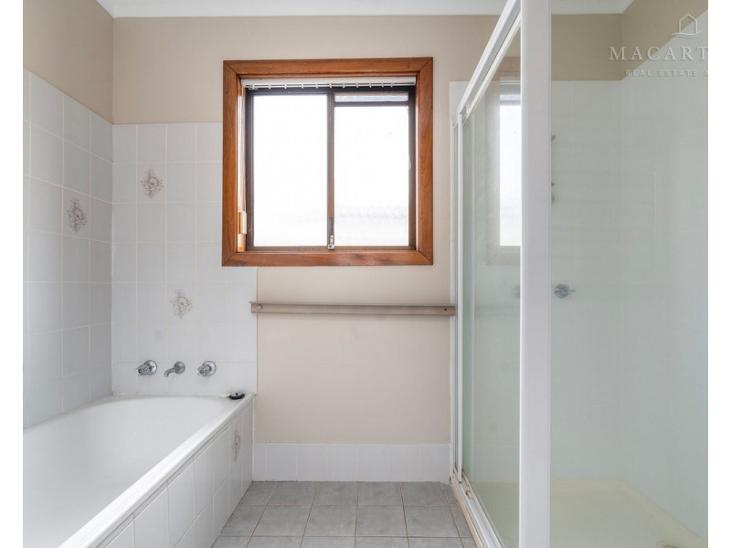 18 Doman Street, Estella NSW 2650