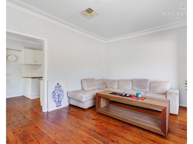502 Kooringal Road, Lake Albert NSW 2650
