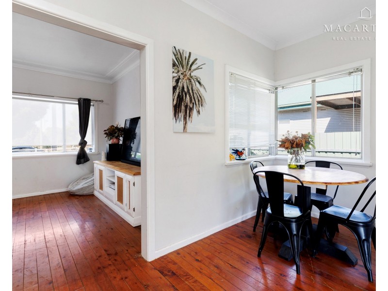 502 Kooringal Road, Lake Albert NSW 2650
