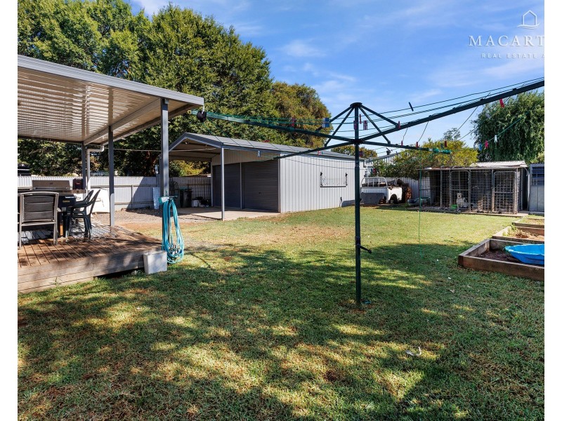 502 Kooringal Road, Lake Albert NSW 2650