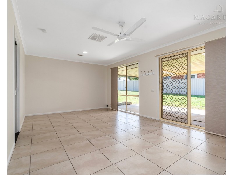 30 Kimberley Drive, Tatton NSW 2650