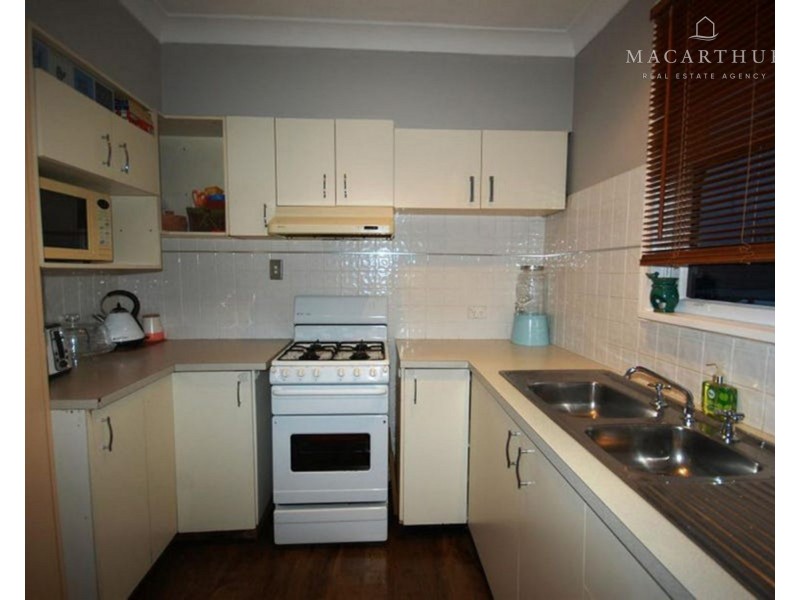 2 Hunter Street, Mount Austin NSW 2650