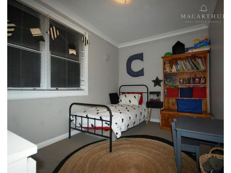 2 Hunter Street, Mount Austin NSW 2650