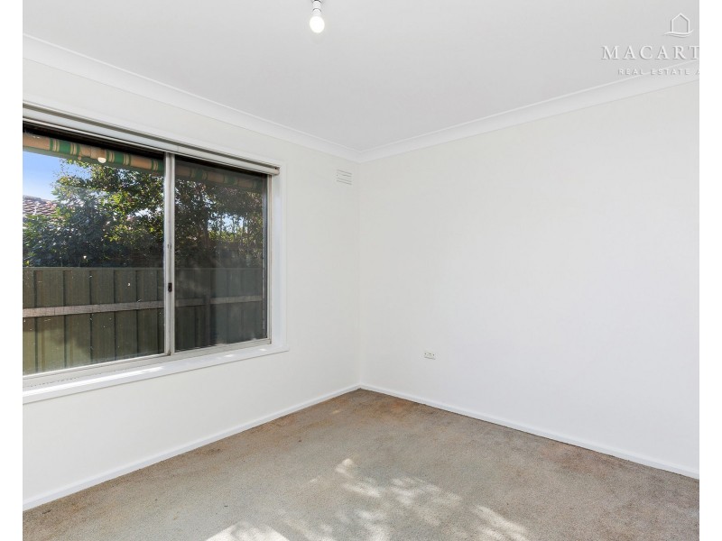 444 Lake Albert Road, Lake Albert NSW 2650