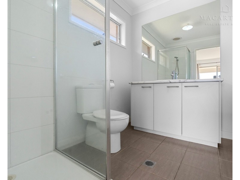 303 Lake Albert Road, Kooringal NSW 2650