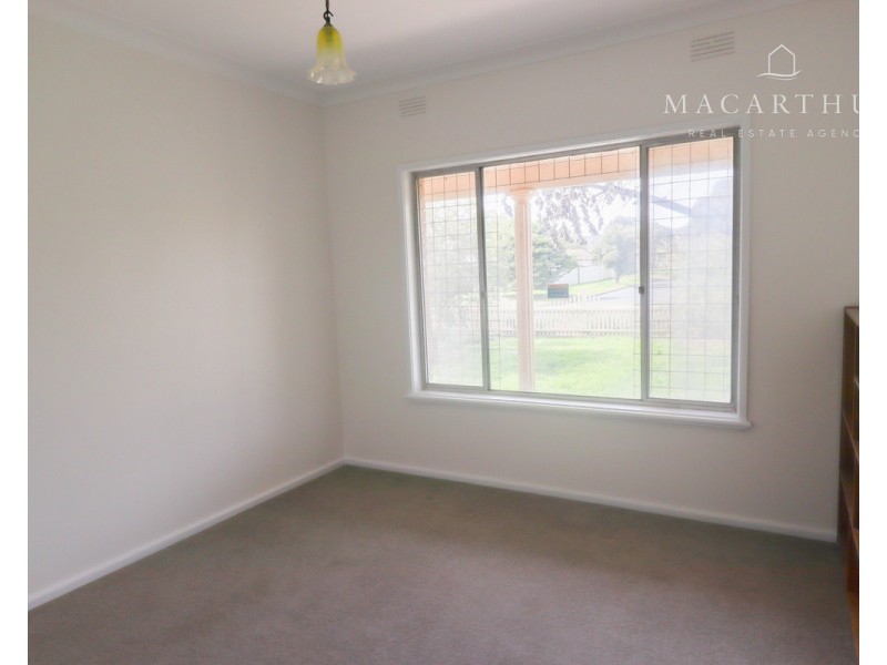 10 Martin Street, Tolland NSW 2650