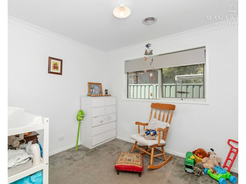8 Beech Street, Forest Hill NSW 2651