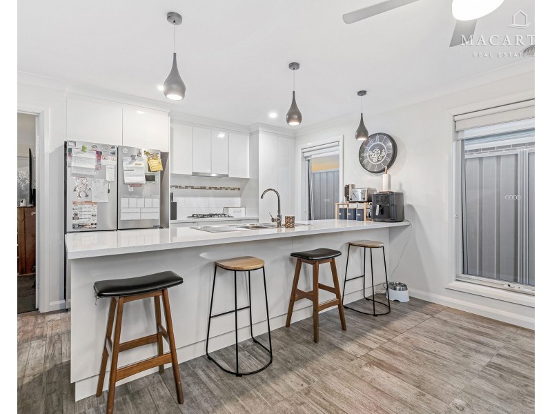 19 Goonawarra Street, Gobbagombalin NSW 2650