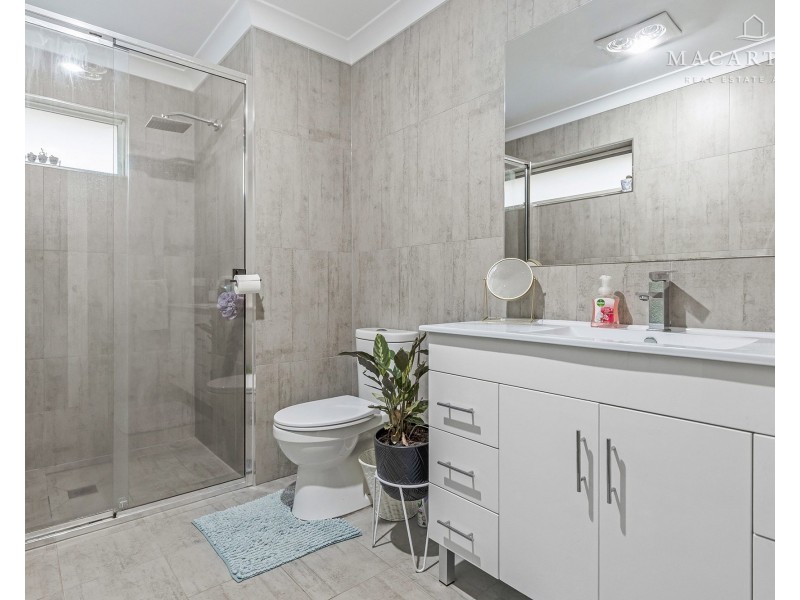 19 Goonawarra Street, Gobbagombalin NSW 2650