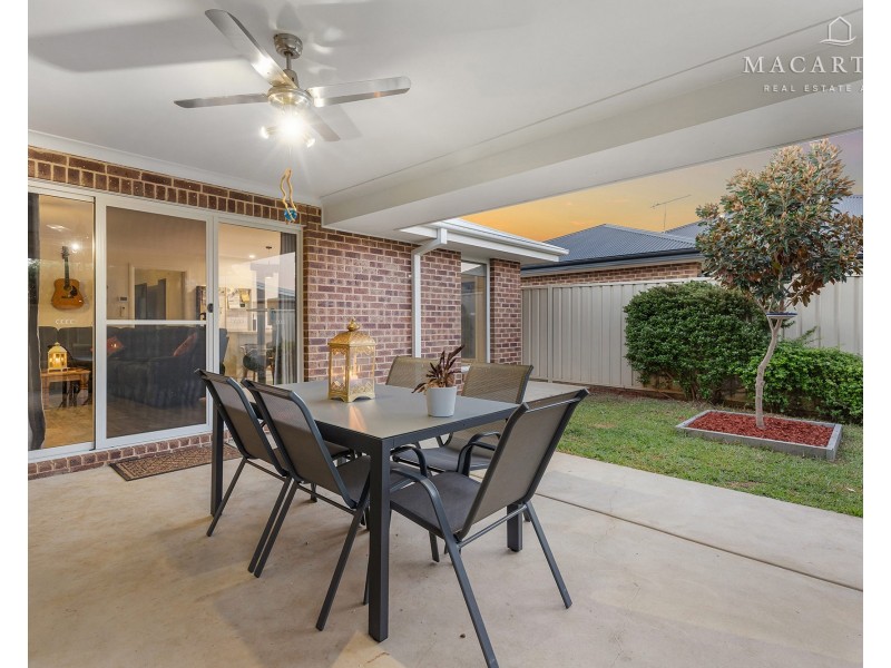19 Goonawarra Street, Gobbagombalin NSW 2650