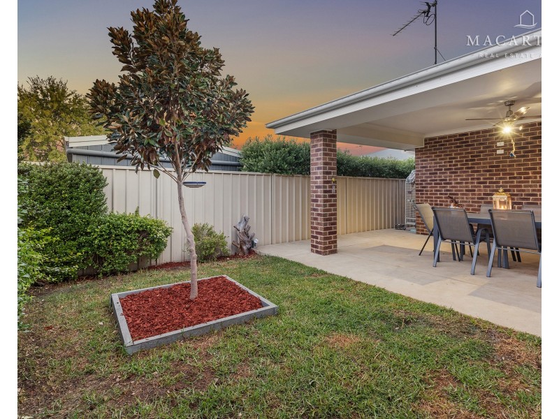 19 Goonawarra Street, Gobbagombalin NSW 2650