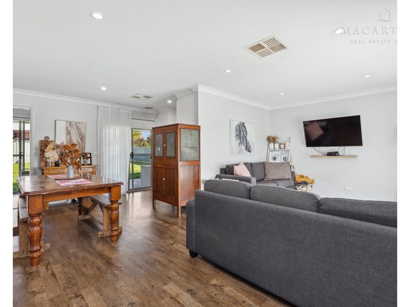 3 Paperbark Drive, Forest Hill NSW 2651