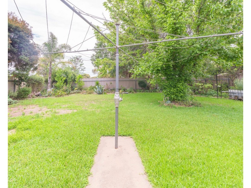 13 Bandera Avenue, Glenfield Park NSW 2650