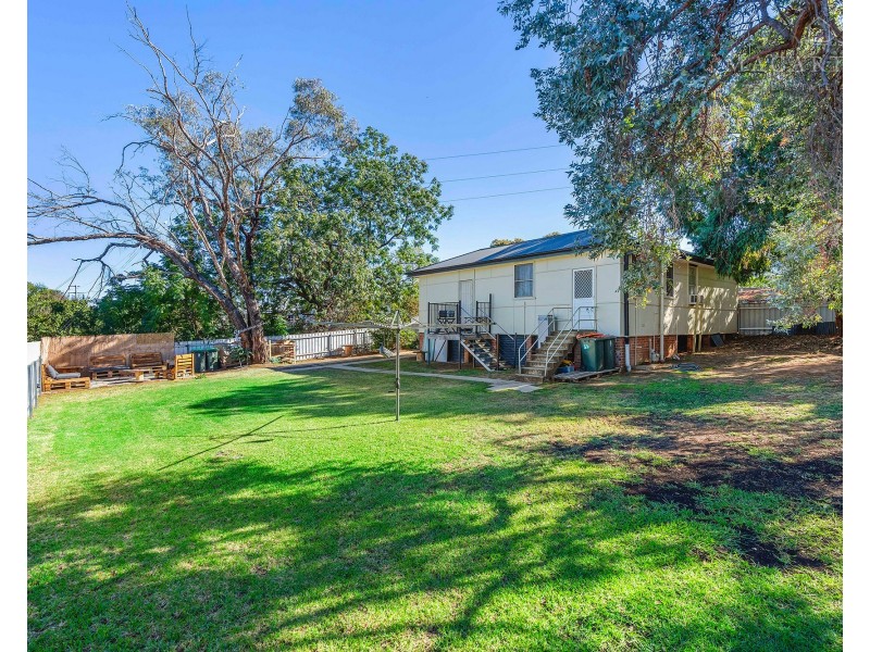 155 Macleay Street, Mount Austin NSW 2650
