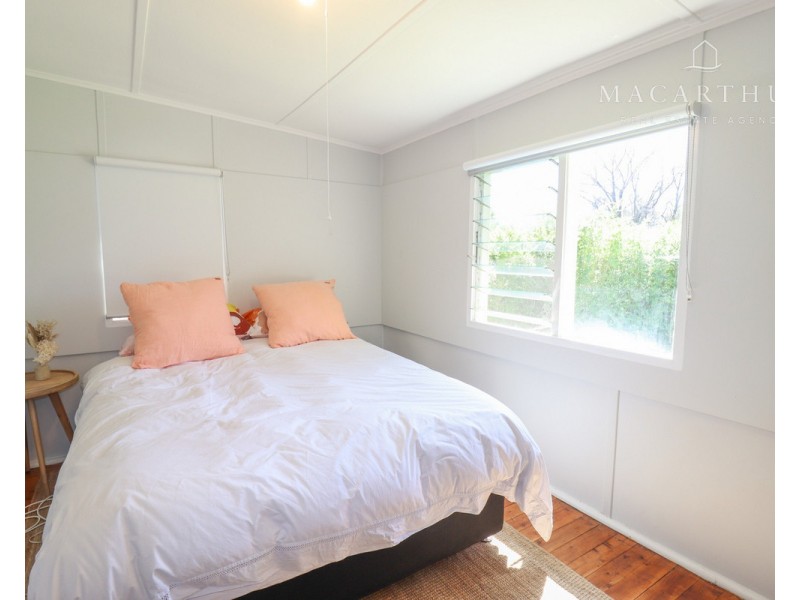 11 Heath Street, Turvey Park NSW 2650