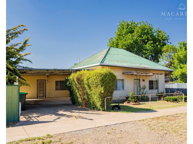 40 Langham Street, Ganmain NSW 2702