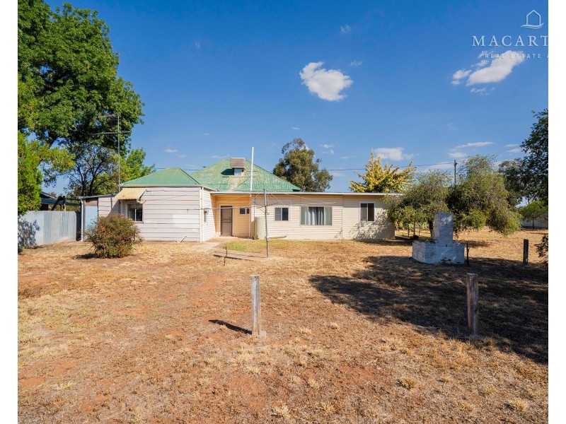 40 Langham Street, Ganmain NSW 2702