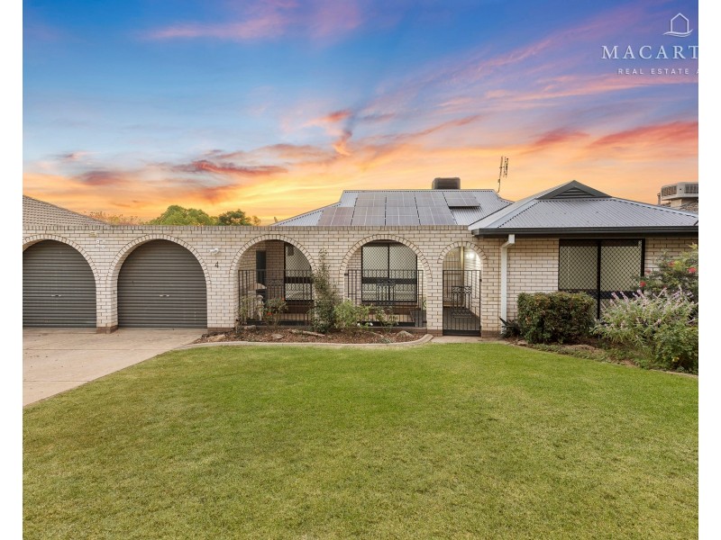 4 Cobb Street, Tolland NSW 2650