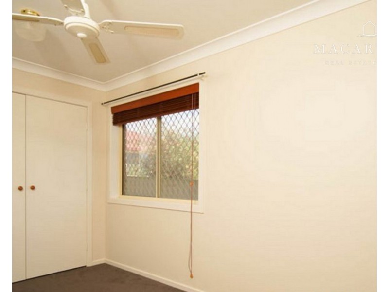 8/95 Balleroo Crescent, Glenfield Park NSW 2650