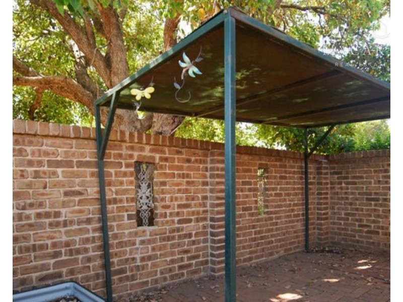 8/95 Balleroo Crescent, Glenfield Park NSW 2650