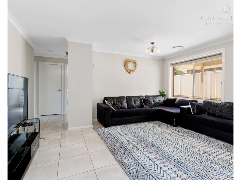 5 Barmedman Avenue, Gobbagombalin NSW 2650