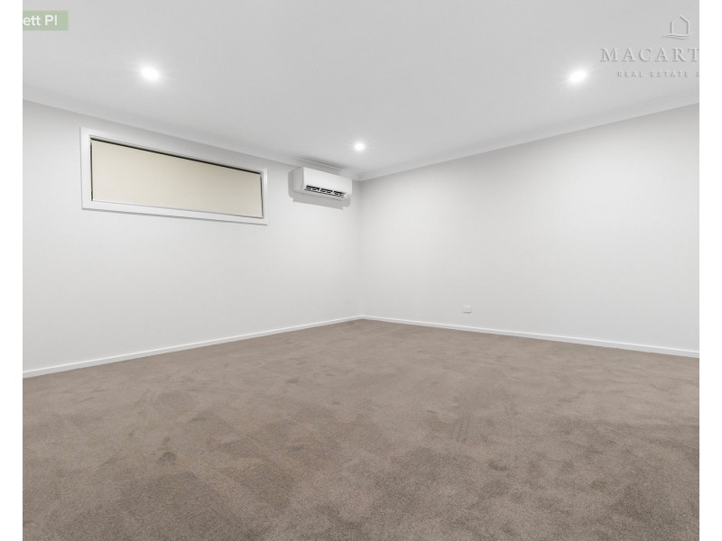 1/6 Lockett Place, Tolland NSW 2650