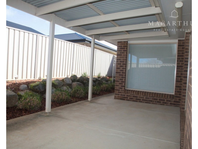 2/31 Barrima Drive, Glenfield Park NSW 2650