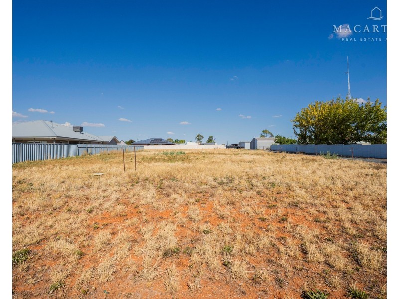 91 Devlin Street, Coolamon NSW 2701