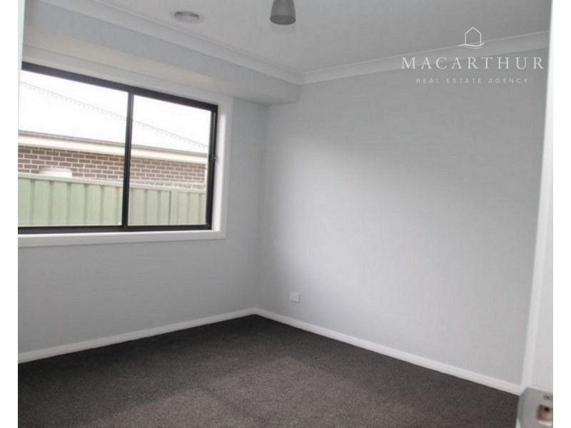 2/5 Wollemi Street, Forest Hill NSW 2651