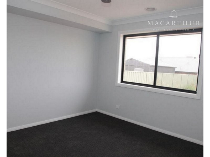 2/5 Wollemi Street, Forest Hill NSW 2651