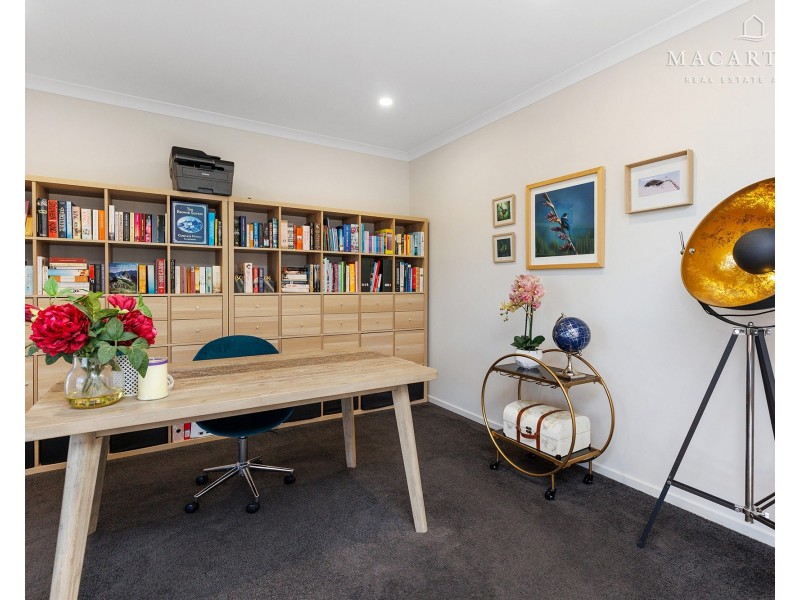 3 Lee Way, Lloyd NSW 2650
