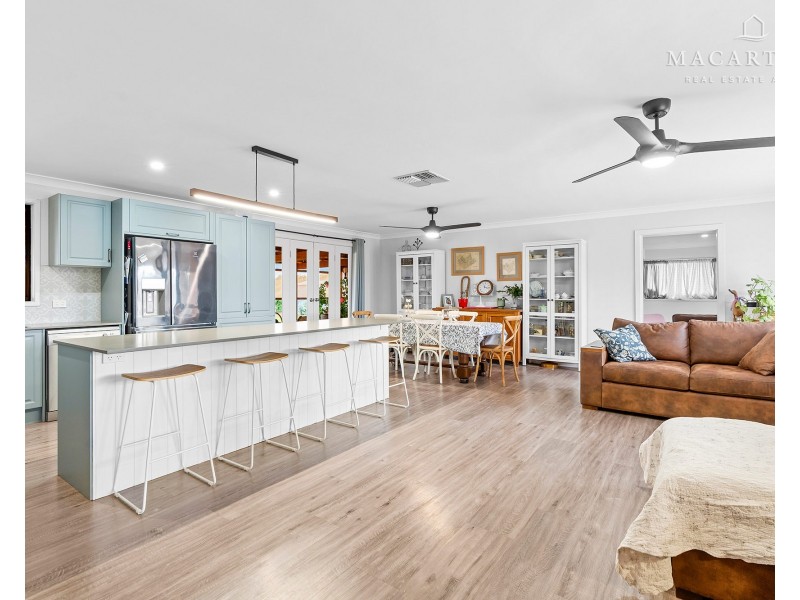 26-28 Bruce Street, Coolamon NSW 2701