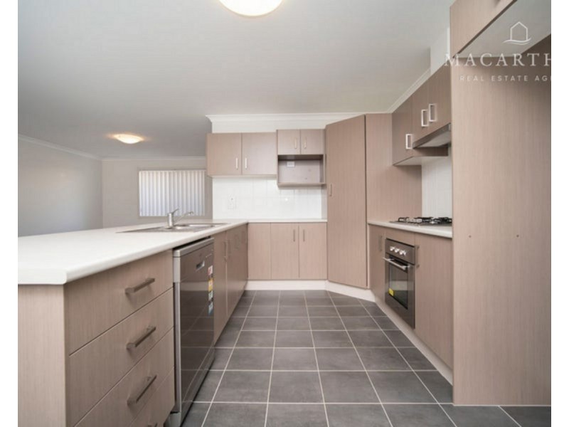 3 Hazelwood Drive, Forest Hill NSW 2651