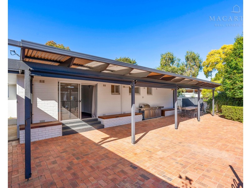 1 Orford Place, Lake Albert NSW 2650