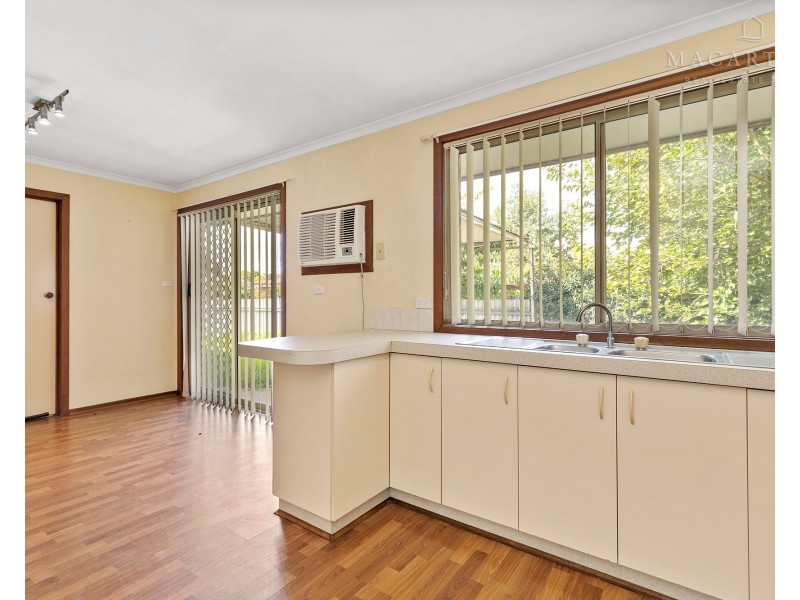 2/3 Leena Place, Wagga Wagga NSW 2650