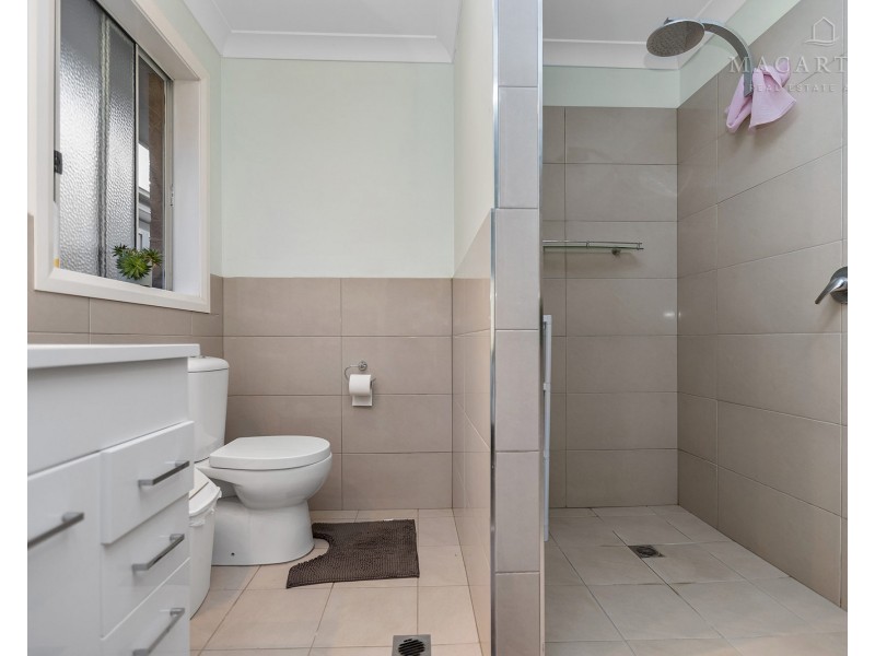 25 Barmedman Avenue, Gobbagombalin NSW 2650