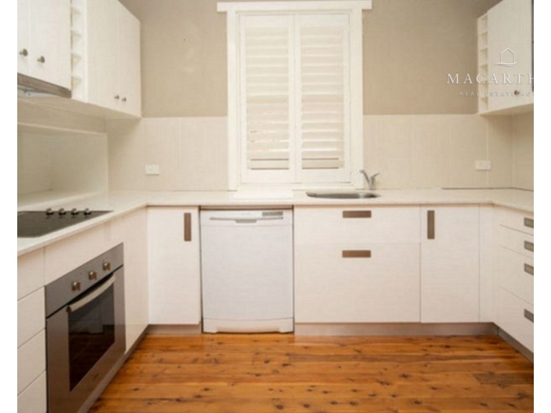 13 Edmondson Street, Turvey Park NSW 2650