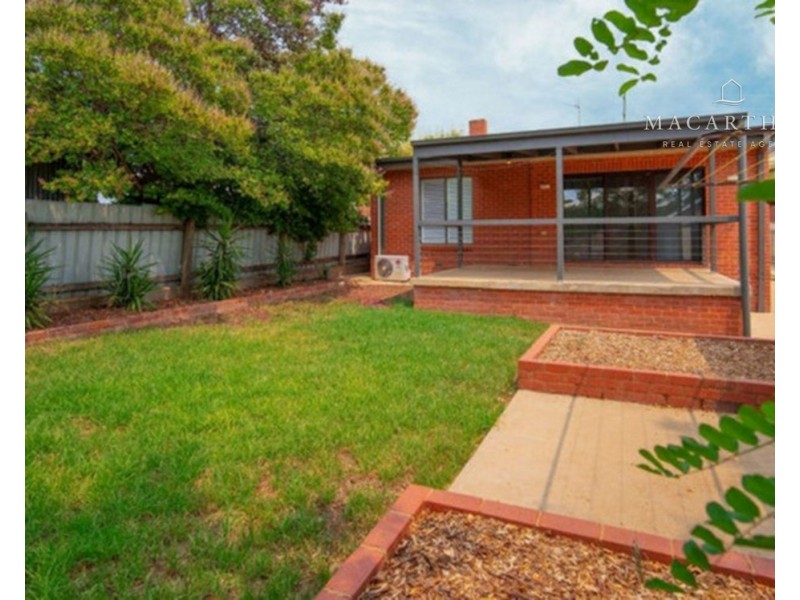 13 Edmondson Street, Turvey Park NSW 2650