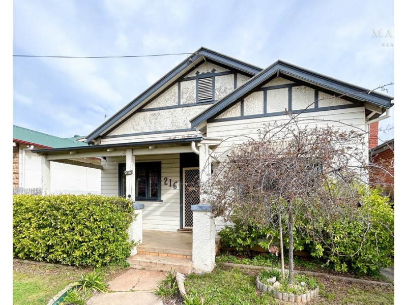 216 Edward Street, Wagga Wagga NSW 2650