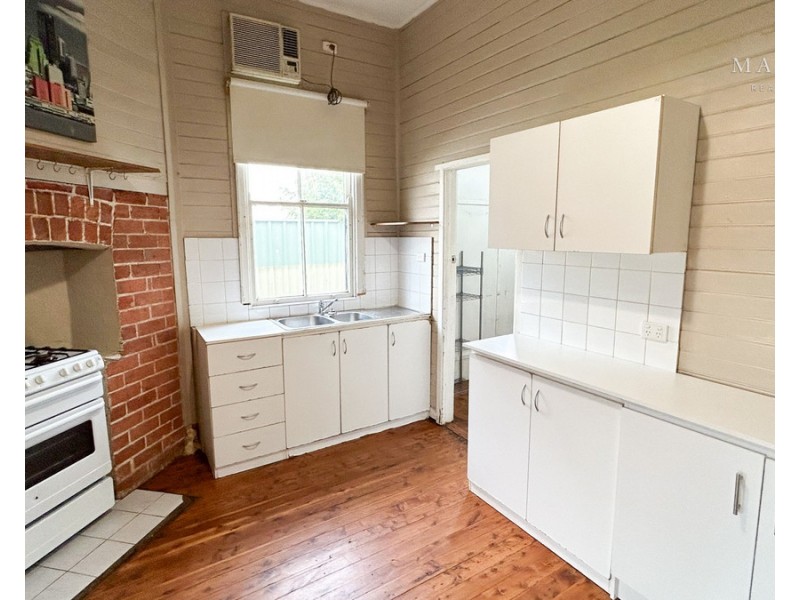 216 Edward Street, Wagga Wagga NSW 2650