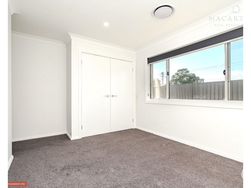 16 Blackwood Circuit, Forest Hill NSW 2651