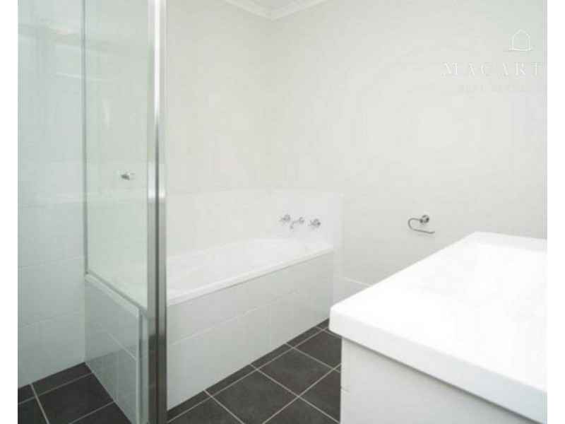 51 Paperbark Drive, Forest Hill NSW 2651