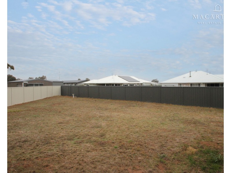 19 Rockliff Court, Lockhart NSW 2656