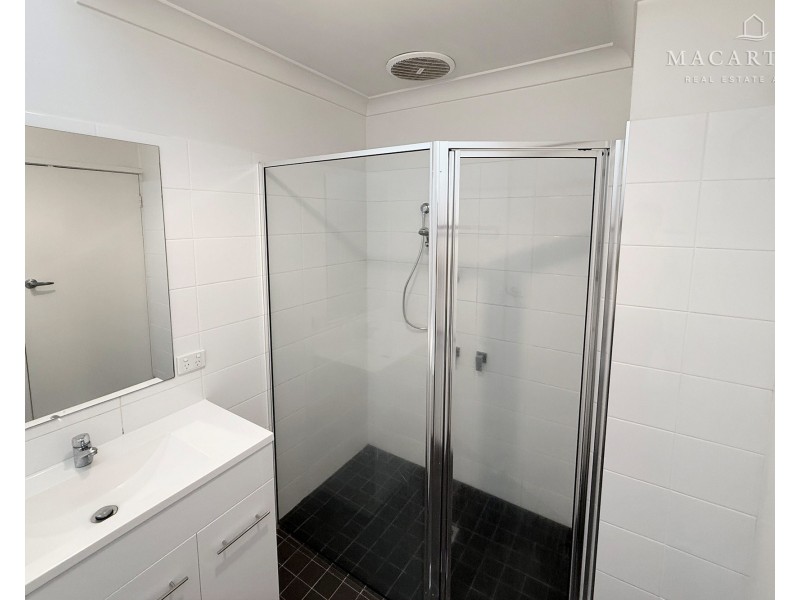 21 Wilks Avenue, Kooringal NSW 2650