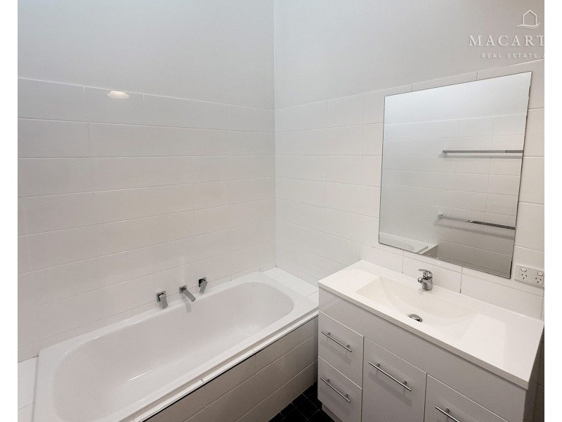 21 Wilks Avenue, Kooringal NSW 2650