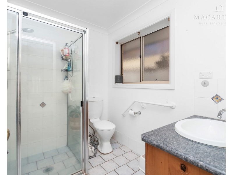 95 Kaloona Drive, Bourkelands NSW 2650