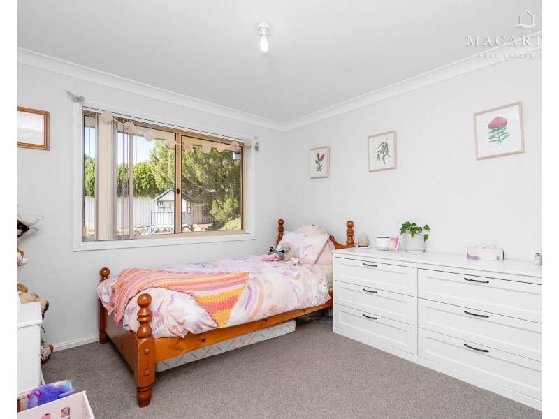 95 Kaloona Drive, Bourkelands NSW 2650